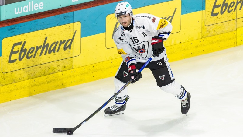 www.swisshockeynews.ch